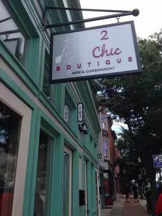 2 Chic Boutique