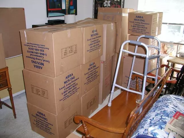 Abba Moving