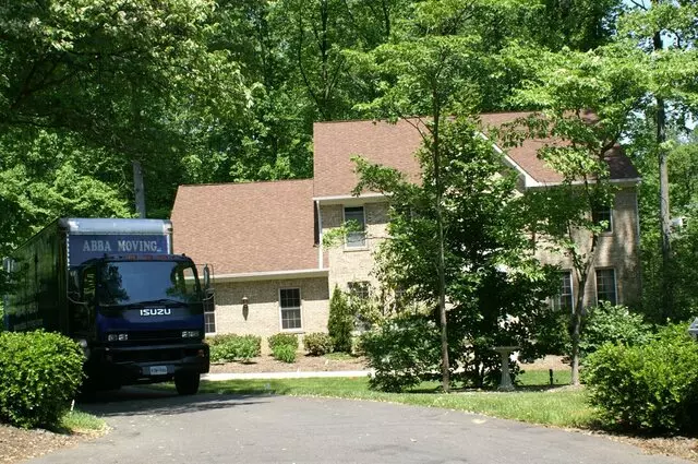 Abba Moving