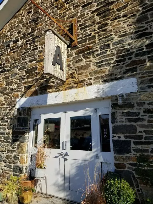 Artifact Coffee