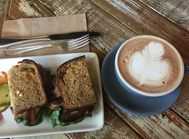 Artifact Coffee