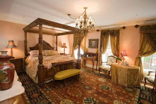 1840s Carrollton Inn