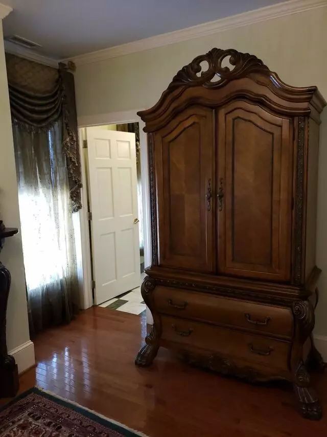 1840s Carrollton Inn