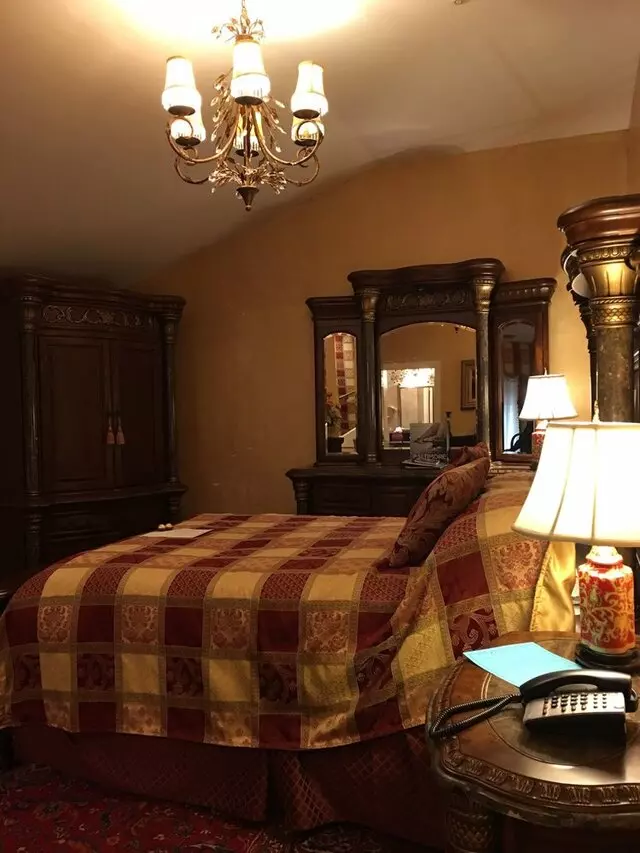 1840s Carrollton Inn
