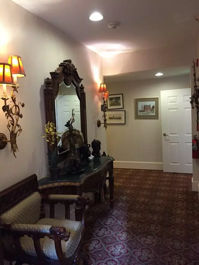 1840s Carrollton Inn