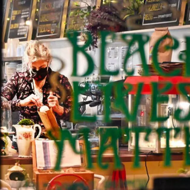Treehouse Cafe & Juice Bar