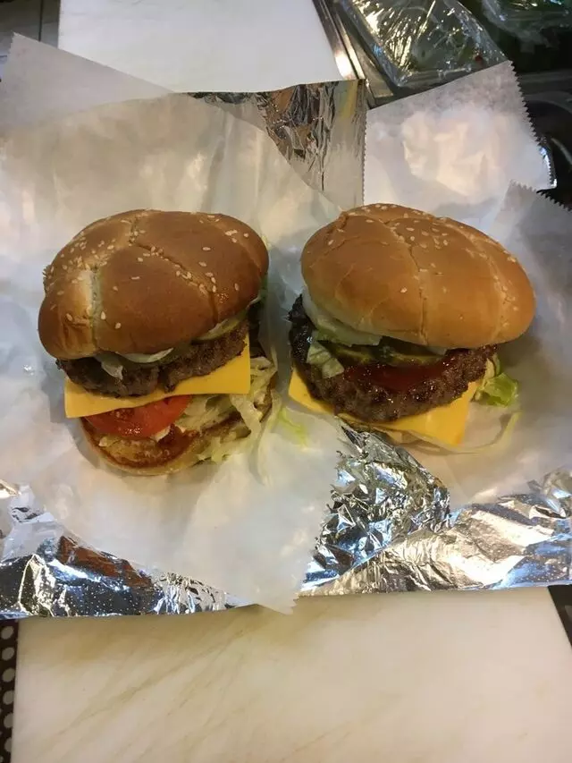 895 Grill/Pitstop