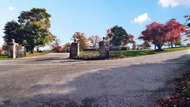 Arbutus Memorial Park