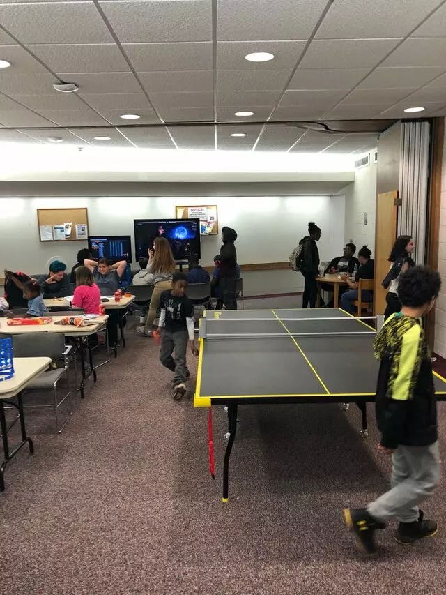 Brooklyn Park Library - Anne Arundel County Library