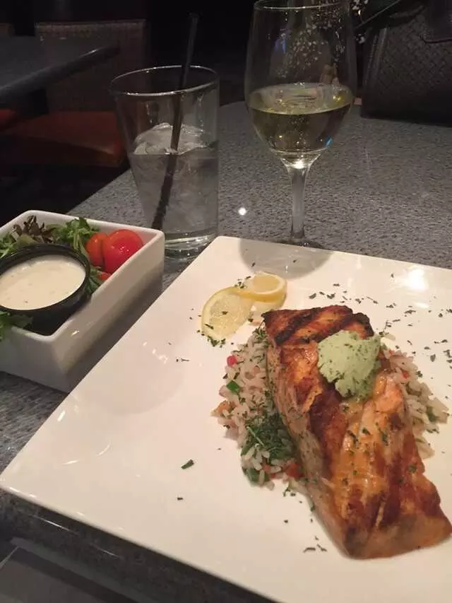 17 Light Restaurant