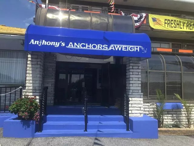 Anthony’s Anchors Aweigh