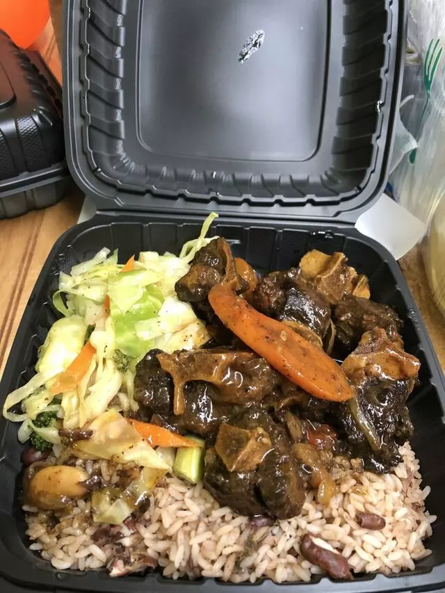 Caribbean Finger’lickin