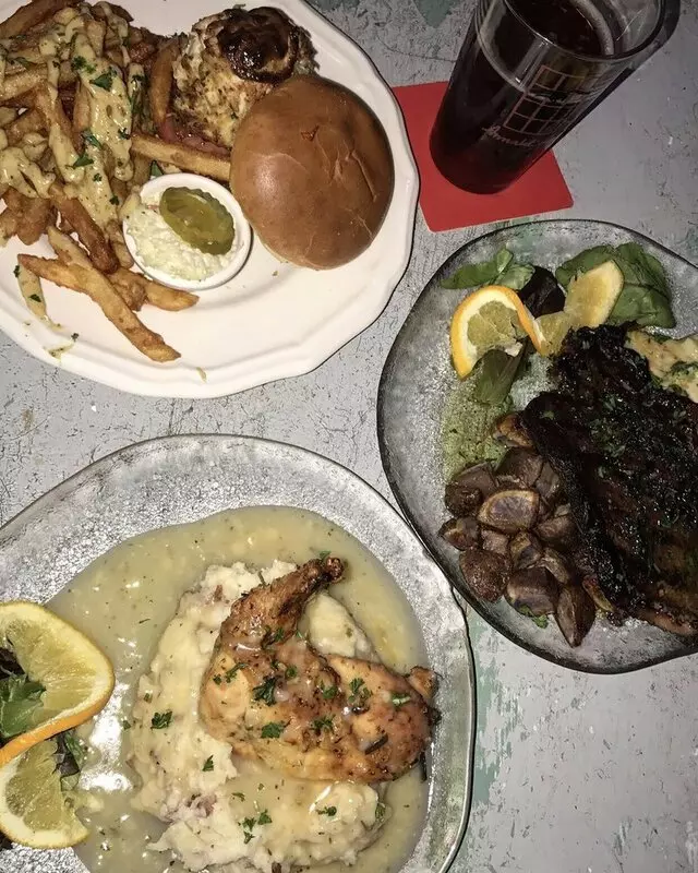 Annabel Lee Tavern