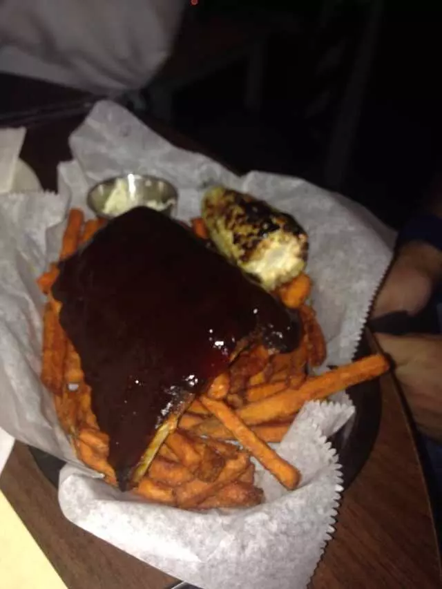 Annabel Lee Tavern