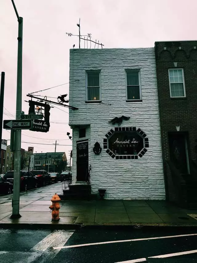 Annabel Lee Tavern