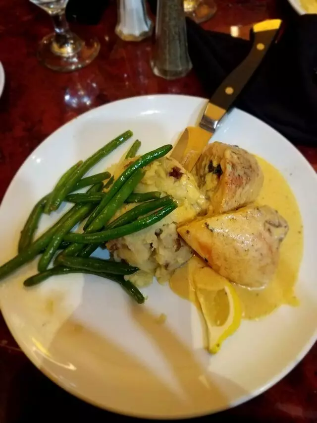 Alizee American Bistro