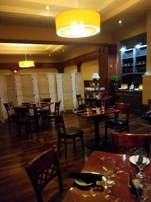 Alizee American Bistro