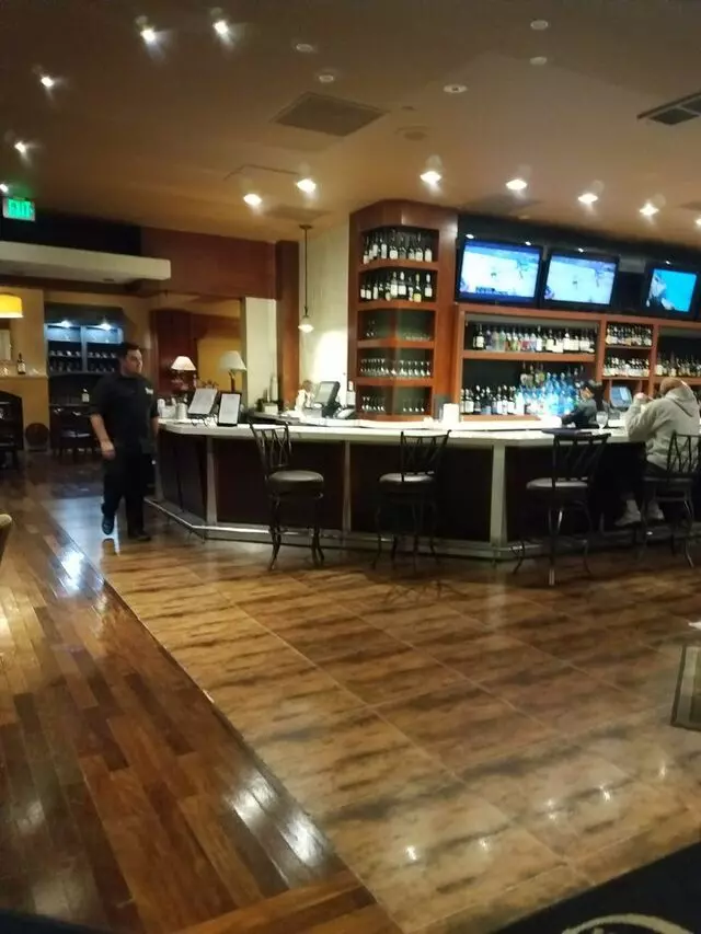 Alizee American Bistro