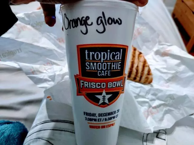 Tropical Smoothie Cafe
