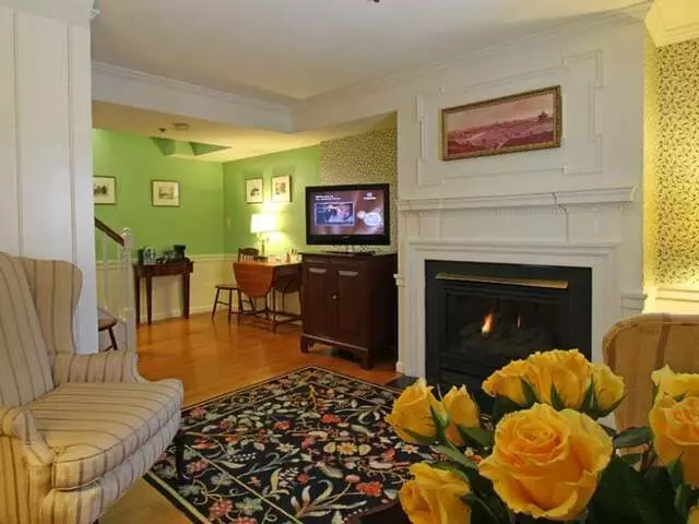 Admiral Fell Inn, an Ascend Hotel Collection Member