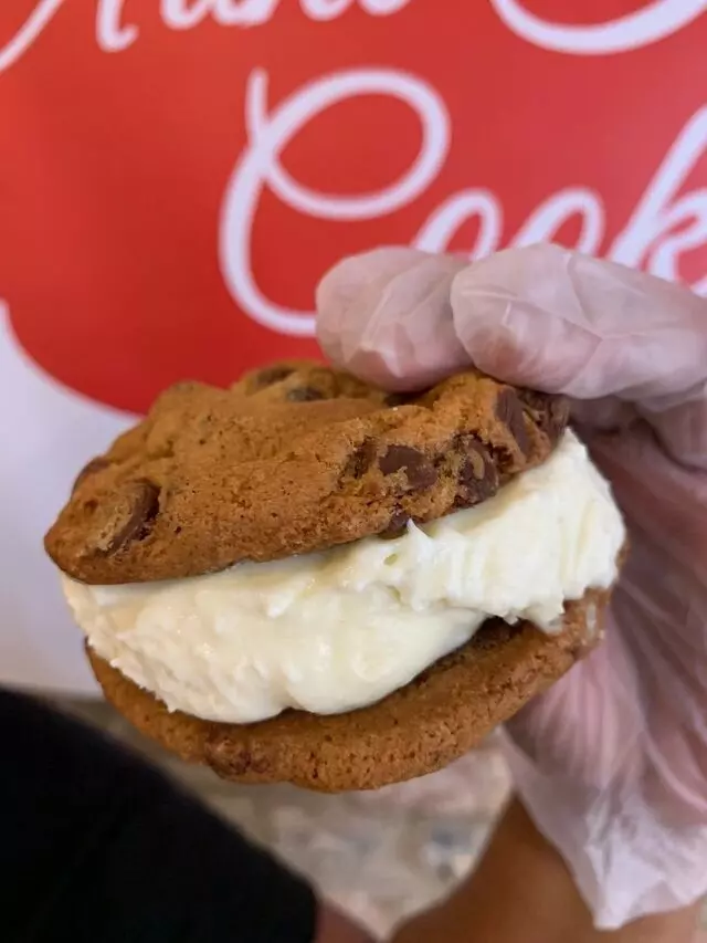 Aunt Kellys Cookies