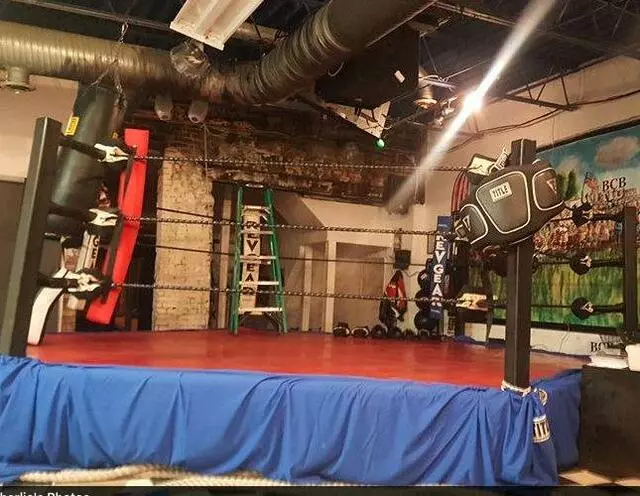 Boxing Charlie&apos;s