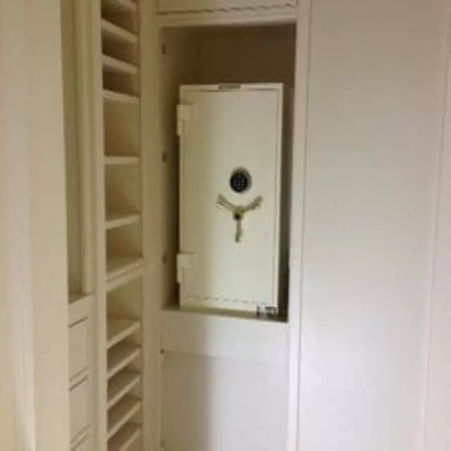 Advanced Security Safe and Lock