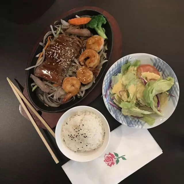18-8 Sushi