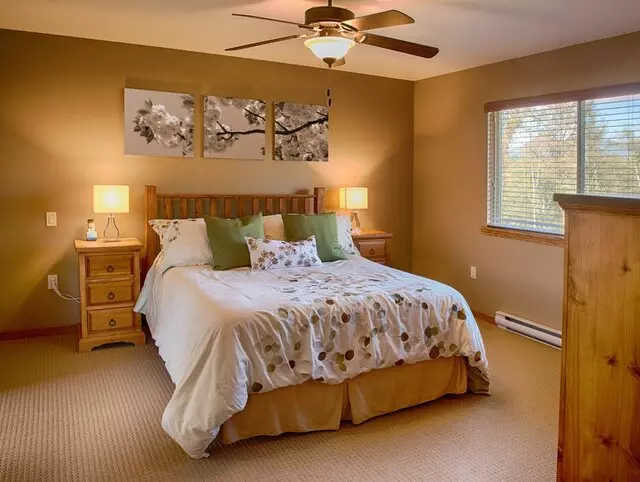 Albemarle Square Apartments