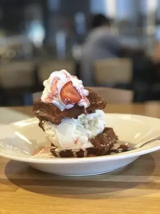 Iron Rooster McHenry Row