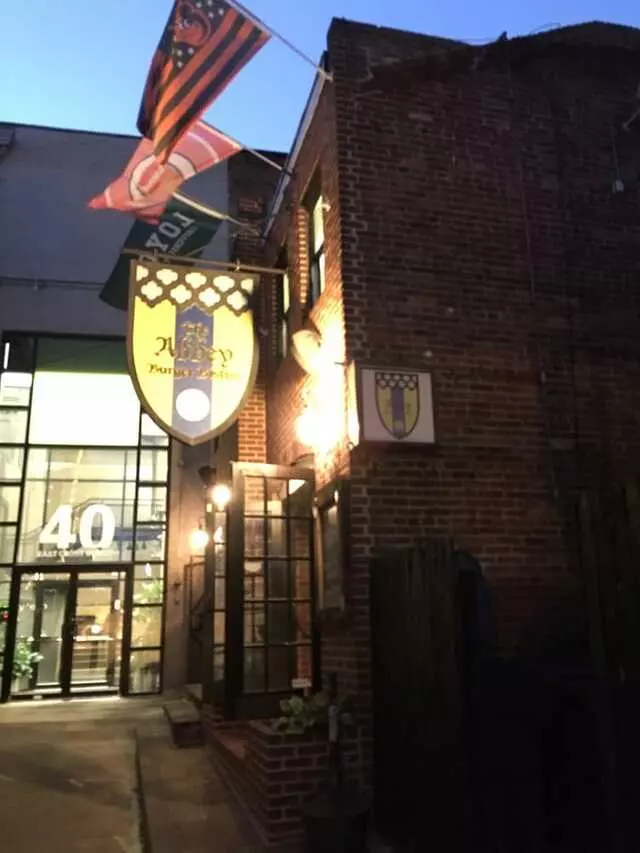 Abbey Burger Bistro