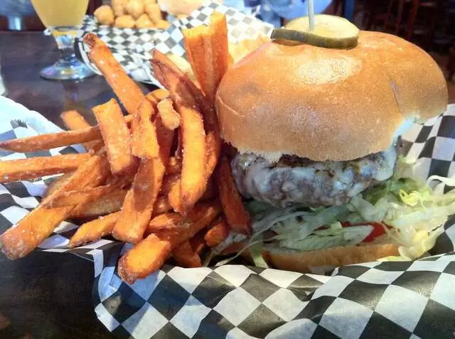 Abbey Burger Bistro
