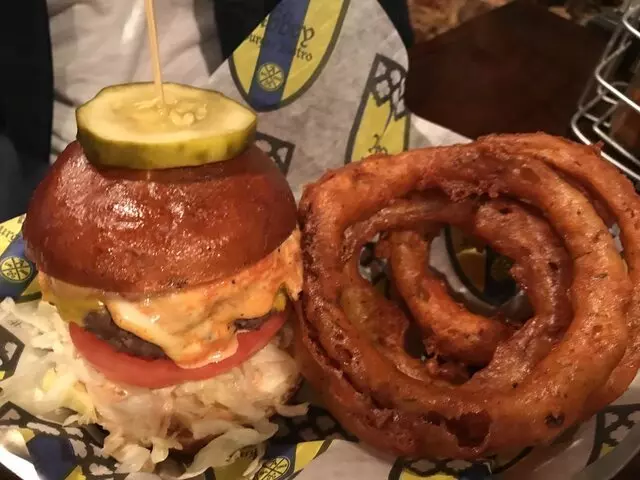 Abbey Burger Bistro