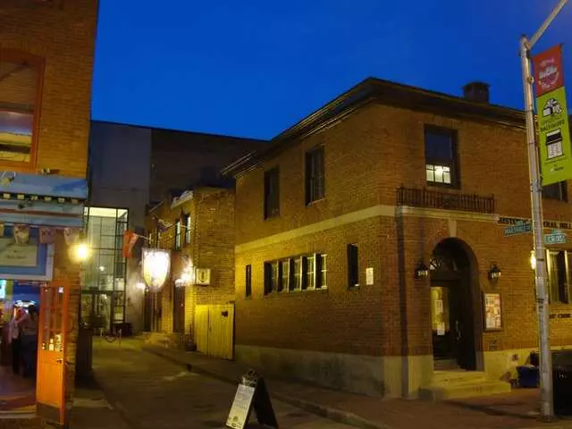 Abbey Burger Bistro