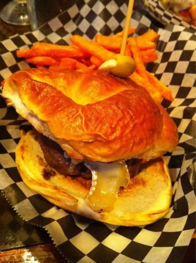Abbey Burger Bistro