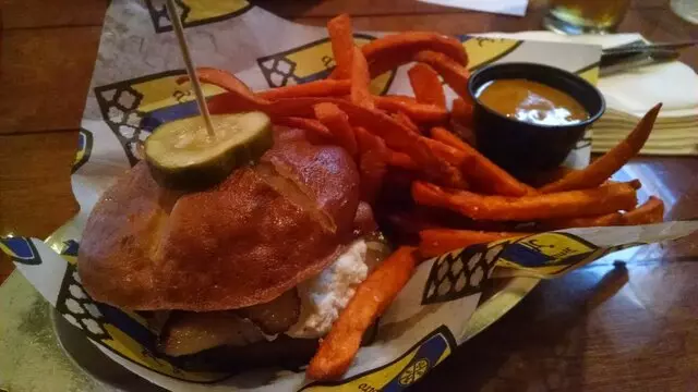 Abbey Burger Bistro
