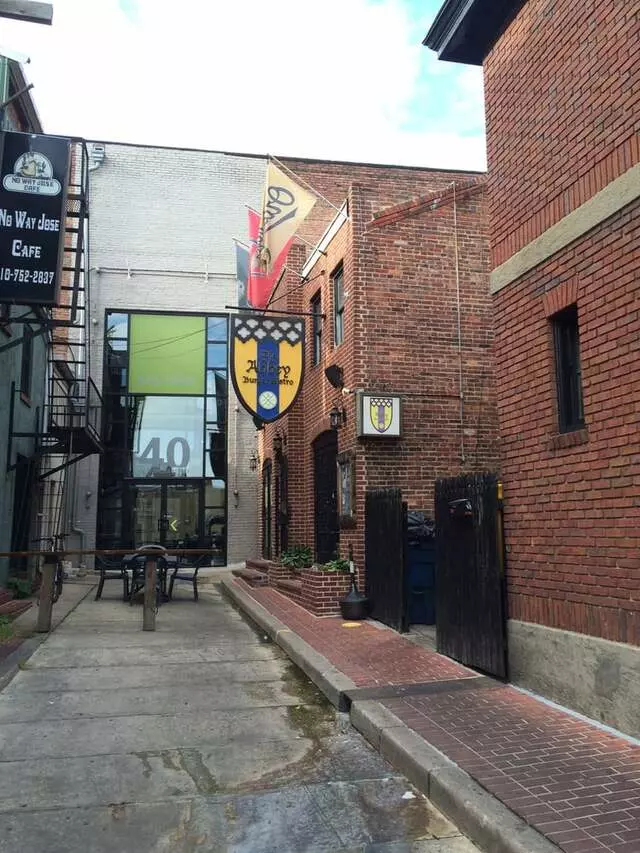 Abbey Burger Bistro
