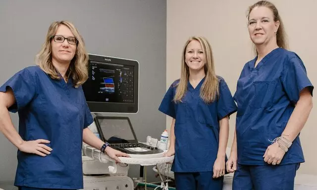 White Square Vascular Surgery