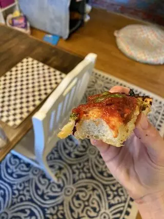 Underground Pizza