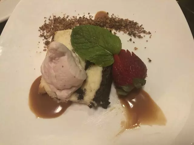 Avenue Kitchen & Bar