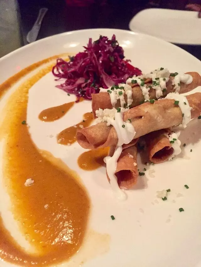 Avenue Kitchen & Bar