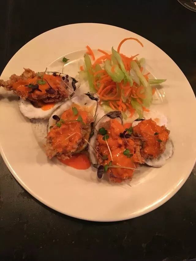 Avenue Kitchen & Bar