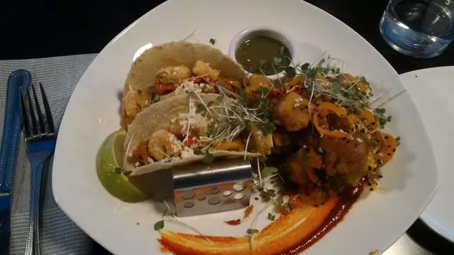 Avenue Kitchen & Bar