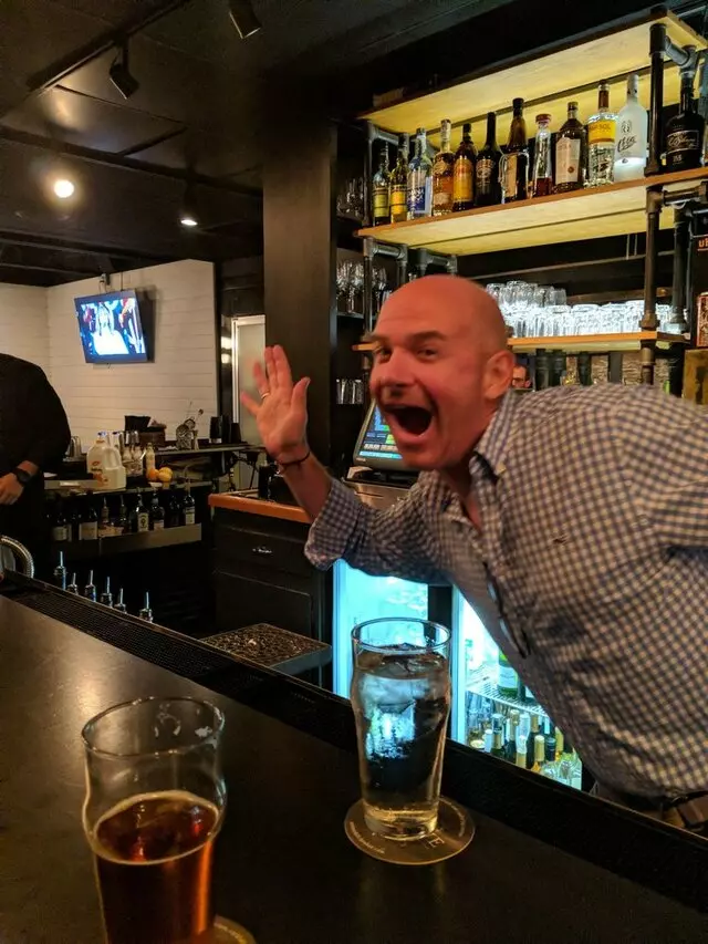 Avenue Kitchen & Bar