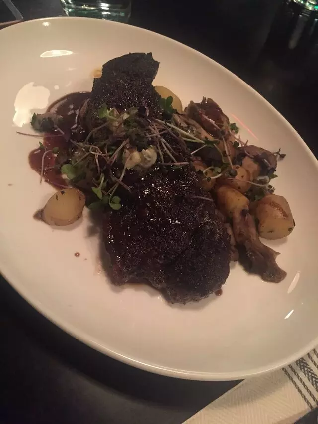 Avenue Kitchen & Bar
