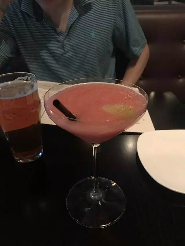 Avenue Kitchen & Bar
