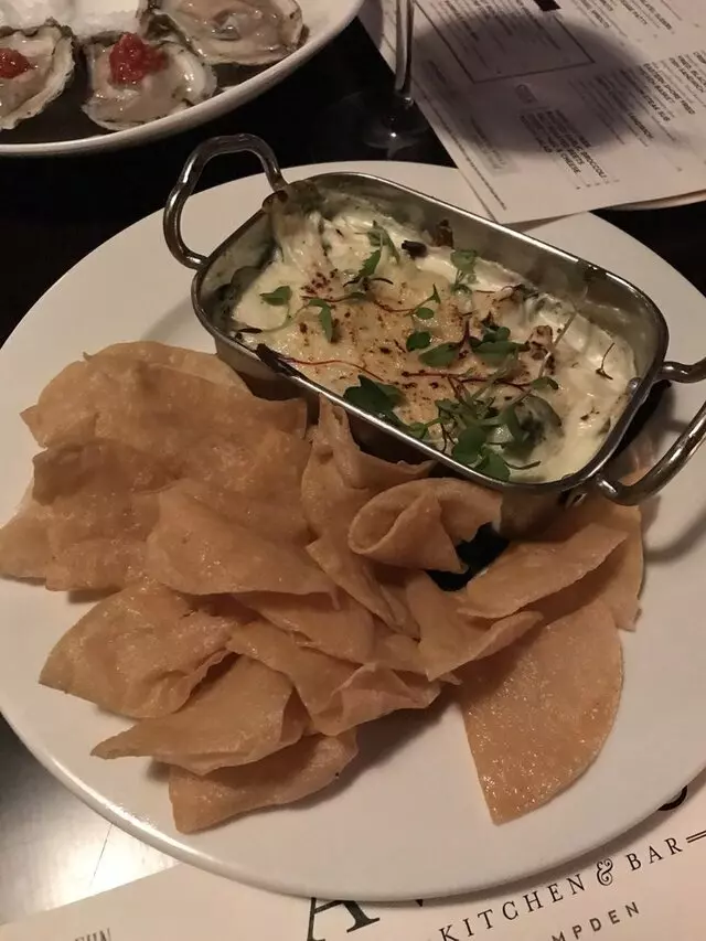 Avenue Kitchen & Bar