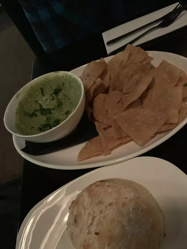 Avenue Kitchen & Bar
