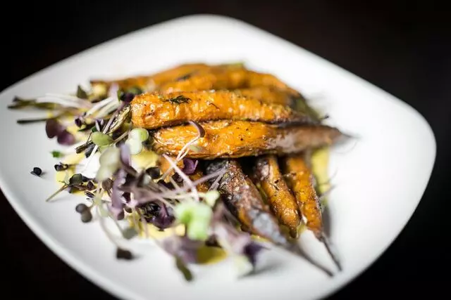 Avenue Kitchen & Bar