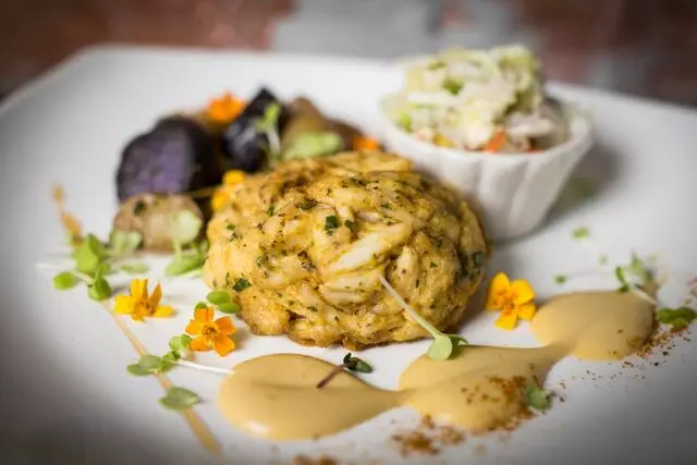 Avenue Kitchen & Bar